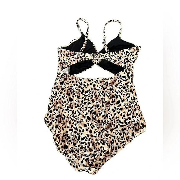 Time and Tru Animal Print One Piece Cut Out Swimsuit Womens size 1X(16W-18W) - Picture 3 of 12